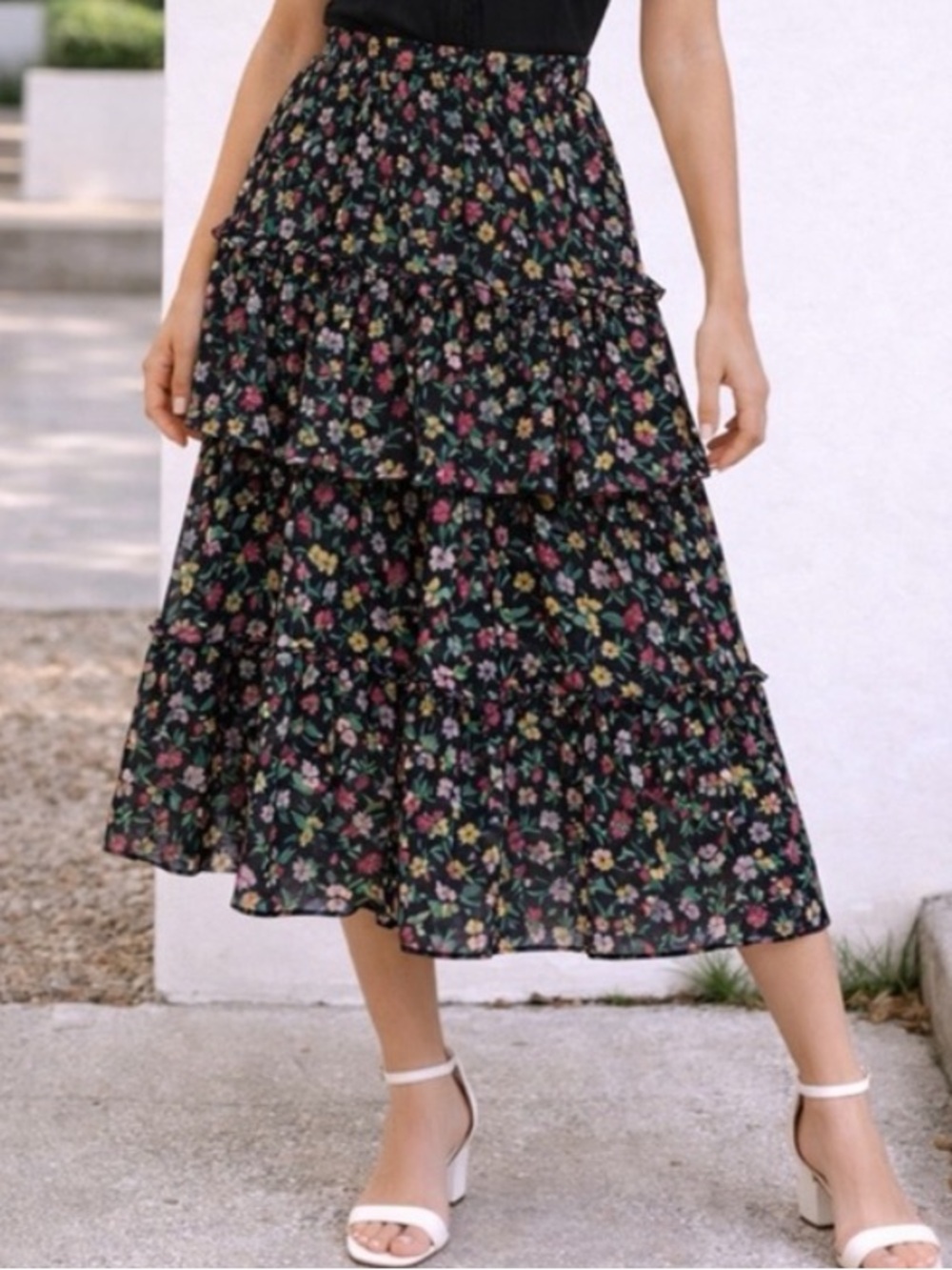 Ann Taylor • Tiered Midi Skirt